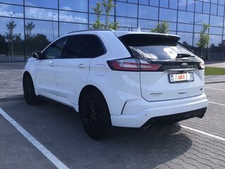 2019 Ford Edge II Рестайлинг, белый, 2150000 рублей, вид 3
