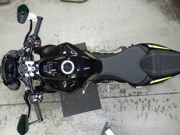 2025 Triumph Street Triple, чёрный, 1477000 рублей - вид 10