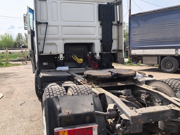 2004 DAF 95XF, белый, 2500000 рублей - вид 5