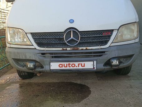 2005 Mercedes-Benz Фургон (4х2), белый, 1800000 рублей, вид 1