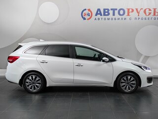 2018 Kia Ceed II Рестайлинг, белый, 1144000 рублей, вид 5