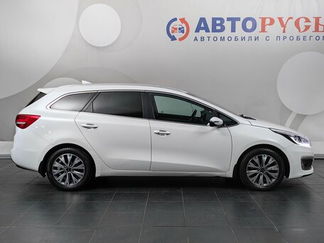 2018 Kia Ceed II Рестайлинг, белый, 1149000 рублей, вид 5