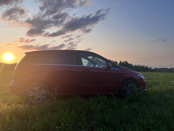 2013 Mercedes-Benz B-Класс 180 II (W246), красный, 1750000 рублей - вид 9