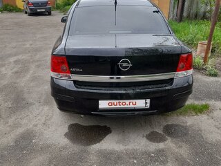 2010 Opel Astra H Рестайлинг, чёрный, 700000 рублей, вид 2