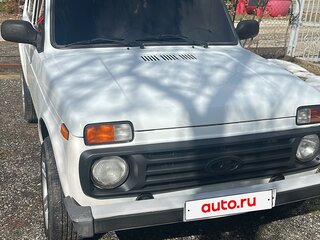 2013 Lada (ВАЗ) 2121 (4x4) I Рестайлинг, белый, 530000 рублей, вид 3