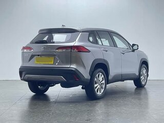 2026 Toyota Corolla Cross I Рестайлинг, серебристый, 3050000 рублей, вид 5