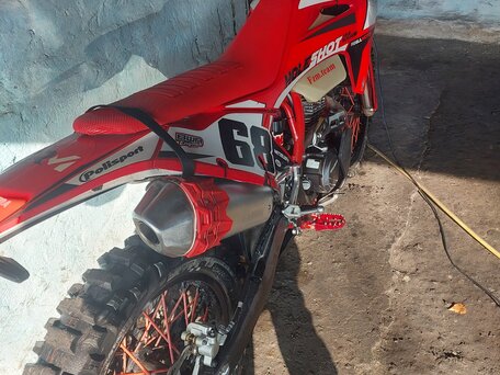 2024 Regulmoto Holeshot, красный, 240000 рублей, вид 5