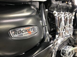 2012 Triumph Rocket III, чёрный, 900000 рублей, вид 4