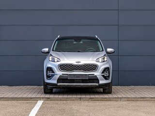 2019 Kia Sportage IV Рестайлинг, серебристый, 2295000 рублей, вид 2