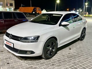 2011 Volkswagen Jetta VI, белый, 780000 рублей, вид 1