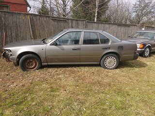 1992 Nissan Maxima III (J30), серый, 100000 рублей, вид 5