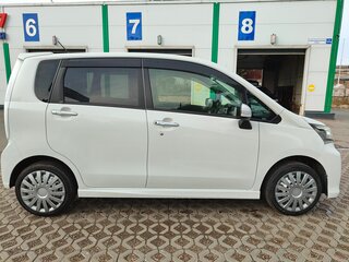 2014 Daihatsu Move V Рестайлинг, белый, 670000 рублей, вид 4