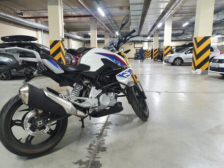 2018 BMW G 310 R, белый, 420000 рублей, вид 2