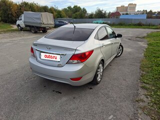 2013 Hyundai Solaris I, серебристый, 640000 рублей, вид 3