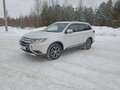 2016 Mitsubishi Outlander III Рестайлинг 2, белый, 2349000 рублей - вид 1