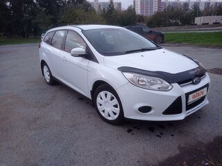 2014 Ford Focus III, белый, 850000 рублей, вид 3