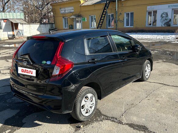 2017 Honda Fit III Рестайлинг, чёрный, 990000 рублей - вид 10