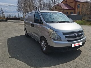 2008 Hyundai H-1 II, серебристый, 1200000 рублей, вид 3
