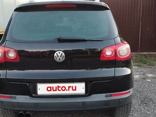 2011 Volkswagen Tiguan I, чёрный, 1200000 рублей, вид 2