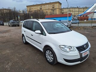 2008 Volkswagen Touran I Рестайлинг, белый, 575000 рублей, вид 5