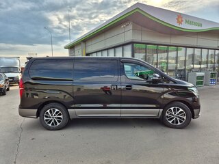 2019 Hyundai Grand Starex I Рестайлинг 2, чёрный, 3200000 рублей, вид 3
