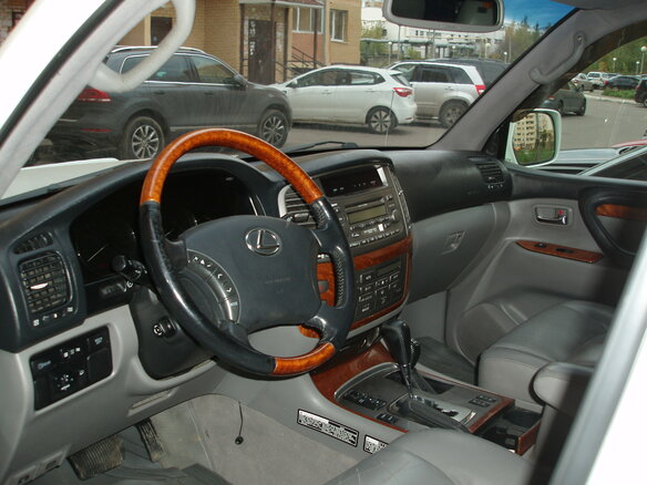 2004 Lexus LX 470 II Рестайлинг, белый - вид 5