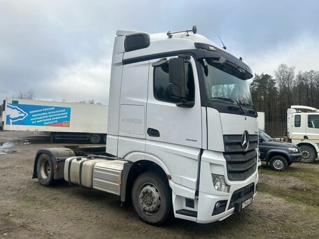2023 Mercedes-Benz Actros, белый, 8350000 рублей, вид 2