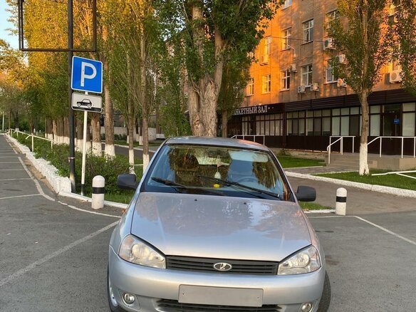 2008 Lada (ВАЗ) Kalina I, серебристый, 246000 рублей