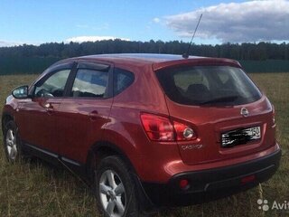 2009 Nissan Qashqai I, красный, 1000000 рублей, вид 2