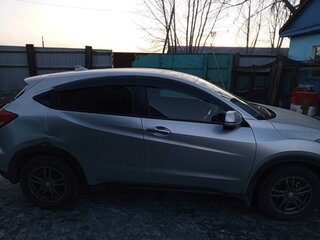 2015 Honda Vezel I, серебристый, 1700000 рублей, вид 4
