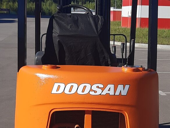 2012 Doosan D18, оранжевый, 850000 рублей