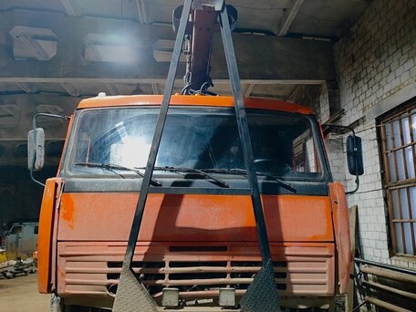 2013 КамАЗ 43118, оранжевый, 3200000 рублей, вид 2