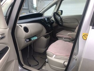 2010 Mazda Biante, серый, 920000 рублей, вид 4