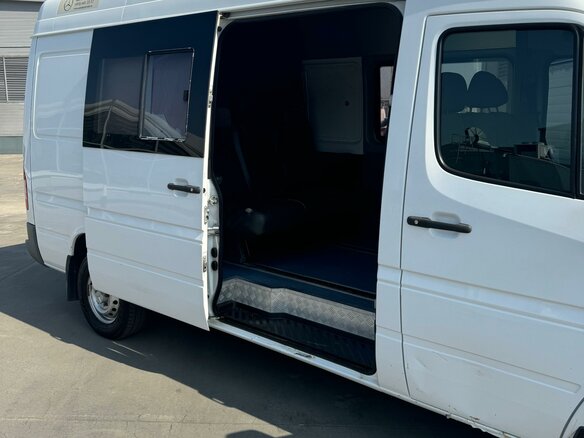 2016 Mercedes-Benz Sprinter Classic, белый, 3350000 рублей - вид 3