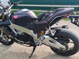 2011 Aprilia Tuono V4, чёрный, 690000 рублей, вид 3