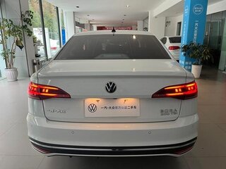 2023 Volkswagen Bora IV (China Market) Рестайлинг, белый, 1350000 рублей, вид 3
