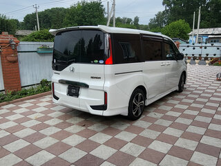 2019 Honda Stepwgn Spada V Рестайлинг, белый, 2750000 рублей, вид 5