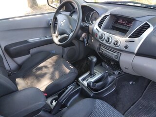 2012 Mitsubishi L200 IV, серебристый, 2900000 рублей, вид 3