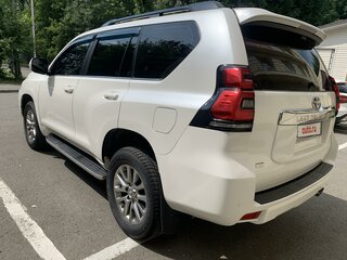 2019 Toyota Land Cruiser Prado 150 Series Рестайлинг 2, белый, 4997000 рублей, вид 5