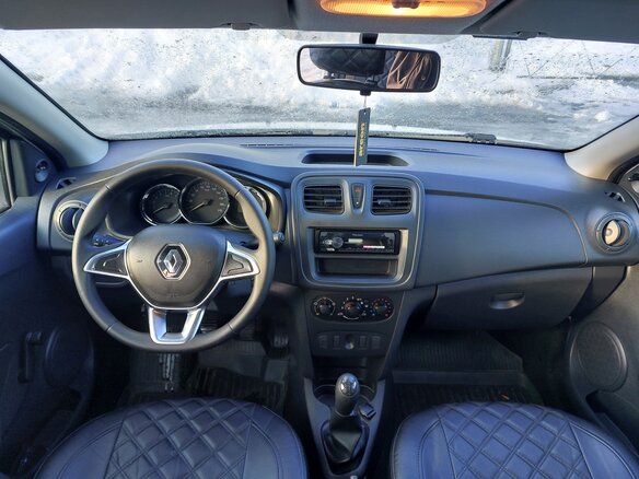 2020 Renault Logan II Рестайлинг, белый, 930000 рублей - вид 4