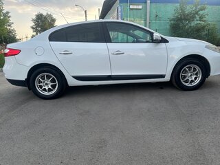 2012 Renault Fluence I Рестайлинг, белый, 630000 рублей, вид 3