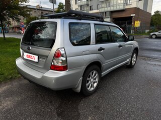 2005 Subaru Forester II Рестайлинг, серебристый, 558000 рублей, вид 4
