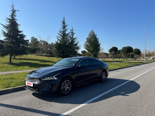 2021 Kia K5 III, синий, 2550000 рублей, вид 2