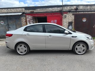 2013 Kia Rio III, серебристый, 950000 рублей, вид 5
