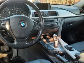 2013 BMW 3 серии 320i VI (F3x), чёрный, 1500000 рублей, вид 2