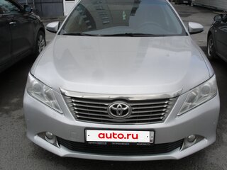 2012 Toyota Camry VII (XV50), серебристый, 1600000 рублей, вид 1