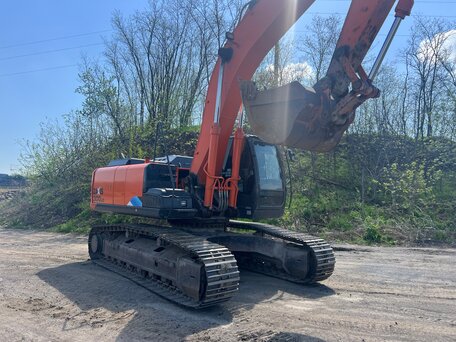 2020 Hitachi ZX300, 8000000 рублей, вид 3