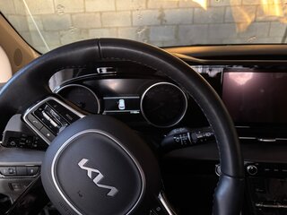 2023 Kia Carnival IV, чёрный, 5800000 рублей, вид 4