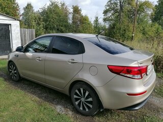 2015 Kia Rio III Рестайлинг, бежевый, 1000000 рублей, вид 2