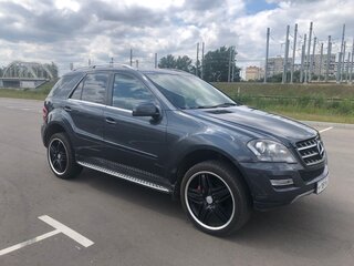 2011 Mercedes-Benz M-Класс 350 II (W164) Рестайлинг, серый, 1600000 рублей, вид 3